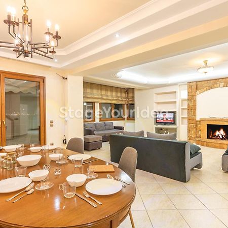 Luxury Appartment, Only 7 Minutes From Thessaloniki Airport And 15 Minutes From City Center ,For 8-23 People Also For Gatherings And Parties Neon Rysion Dış mekan fotoğraf